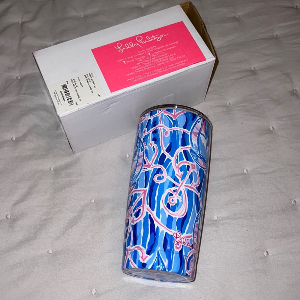 NWT Lilly Pulitzer stainless tumbler in Reel Nauti